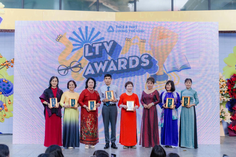 LTV Awards 2024 đã ghi nhận những cống hiến không ngừng nghỉ của các thầy cô giáo.