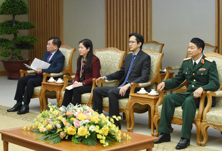 Đại diện lãnh đạo các bộ, ban, ngành của Chính phủ Việt Nam tham dự buổi tiếp.