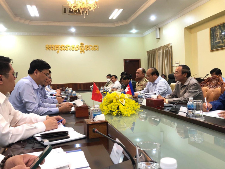 Thúc đẩy bảo đảm an sinh xã hội cho người gốc Việt tại Campuchia ảnh 3 Thúc đẩy bảo đảm an sinh xã hội cho người gốc Việt tại Campuchia ảnh 3