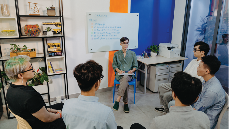 Trung tâm nghiên cứu ứng dụng sức khỏe nam giới và cộng đồng (CARMAH) triển khai các hoạt động hỗ trợ cho nhóm MSM. Trung tâm nghiên cứu ứng dụng sức khỏe nam giới và cộng đồng (CARMAH) triển khai các hoạt động hỗ trợ cho nhóm MSM.