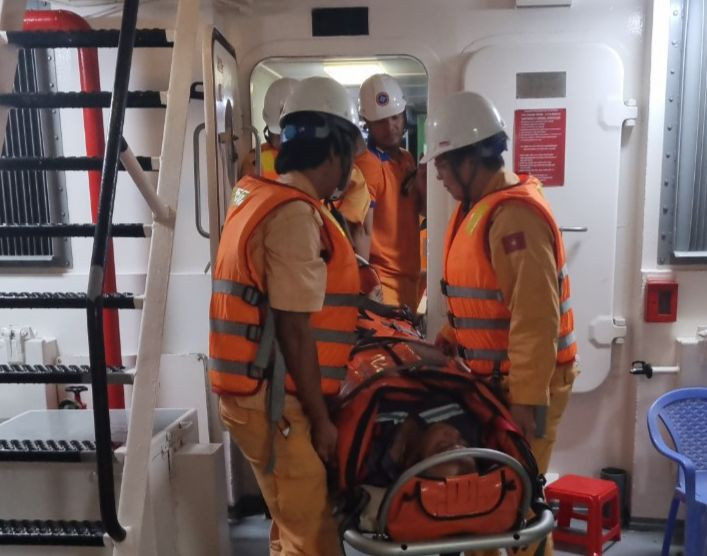 Công tác tiếp nhận và bàn giao nạn nhân tại Côn Đảo.