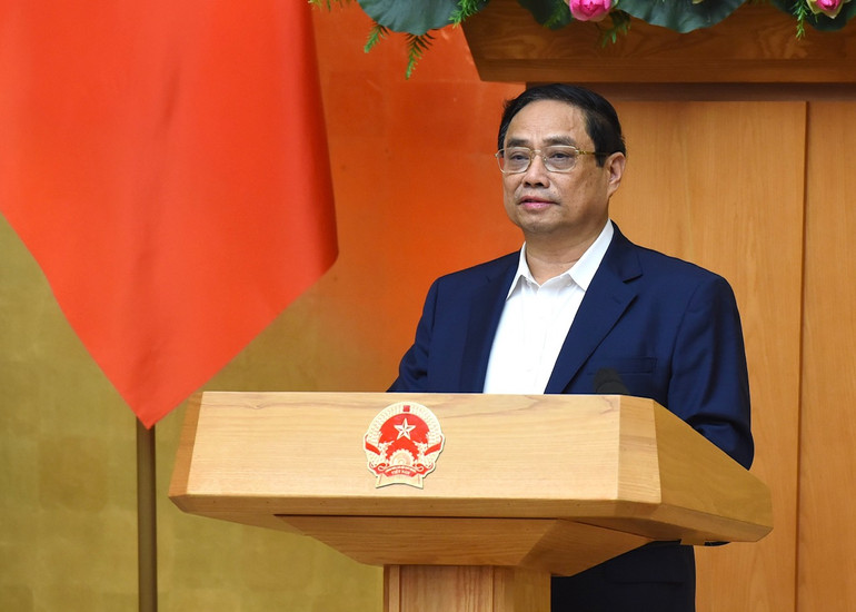 Thủ tướng Phạm Minh Chính nhấn mạnh, tháng 10 vừa đi qua với rất nhiều sự kiện kinh tế, chính trị, xã hội và đối ngoại quan trọng.