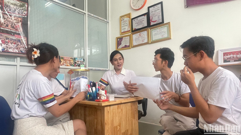 Mạng lưới cộng đồng LGBT tại An Giang hỗ trợ cho rất nhiều bạn trẻ.