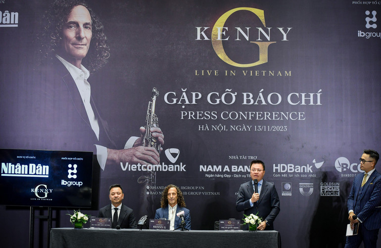 Ban Tổ chức trả lời báo chí các thông tin về đêm nhạc Kenny G Live In Vietnam. (Ảnh: THÀNH ĐẠT) Ban Tổ chức trả lời báo chí các thông tin về đêm nhạc Kenny G Live In Vietnam. (Ảnh: THÀNH ĐẠT)