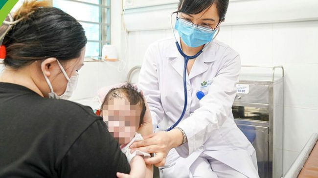 Bệnh nhi nhiễm lao được điều trị tại Bệnh viện Nhi Trung ương.