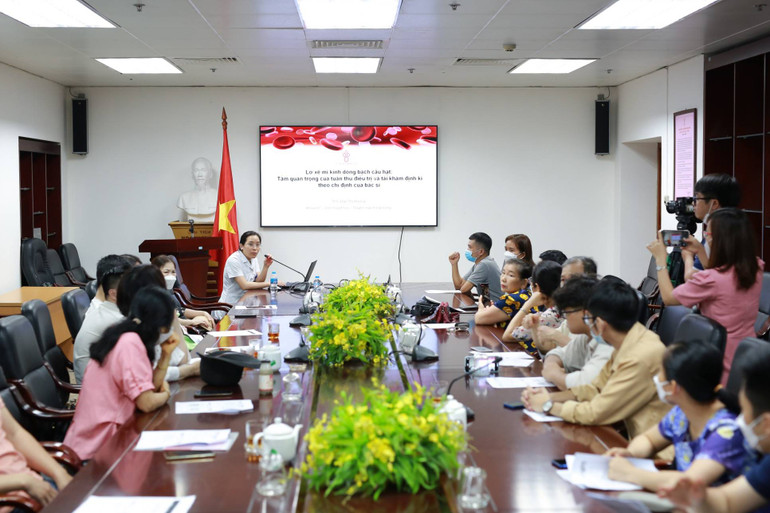 Chương trình tư vấn nâng cao kiến thức và tuân thủ điều trị cho người bệnh.