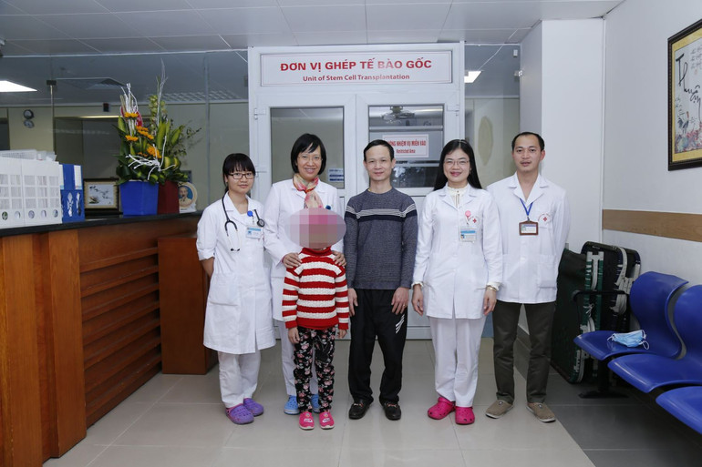 6 năm trước, con gái anh Trung đã được ghép tế bào gốc thành công.
