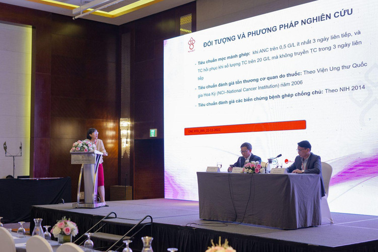 Bác sĩ chuyên khoa II Võ Thị Thanh Bình báo cáo nghiên cứu tại Hội nghị khoa học Huyết học-Truyền máu toàn quốc năm 2022.