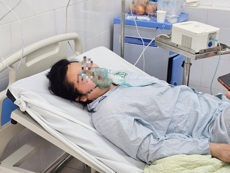 Trường hợp bệnh nhân đang phải thở oxy.