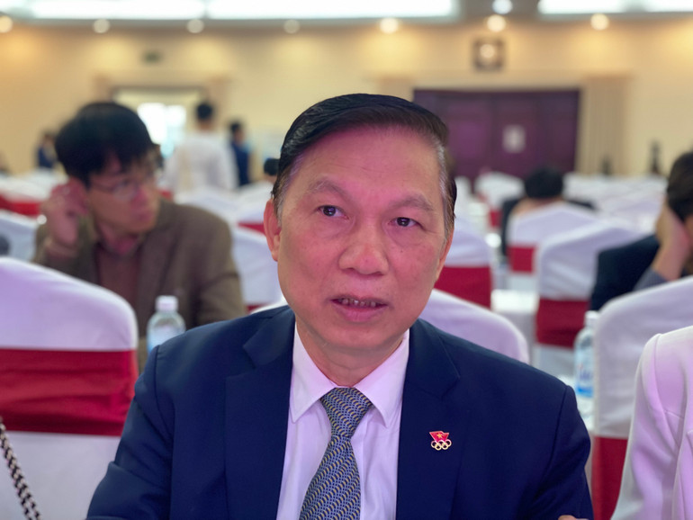 PGS, TS Trần Quý Tường, Chủ tịch Hội Tin học y tế Việt Nam chia sẻ về việc chuyển đổi số trong ngành y tế. PGS, TS Trần Quý Tường, Chủ tịch Hội Tin học y tế Việt Nam chia sẻ về việc chuyển đổi số trong ngành y tế.