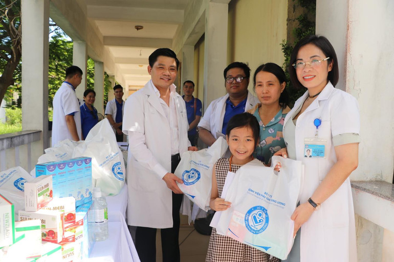 Khám bệnh tri ân tại tỉnh Quảng Trị ảnh 1