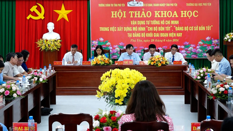 Quang cảnh hội thảo.