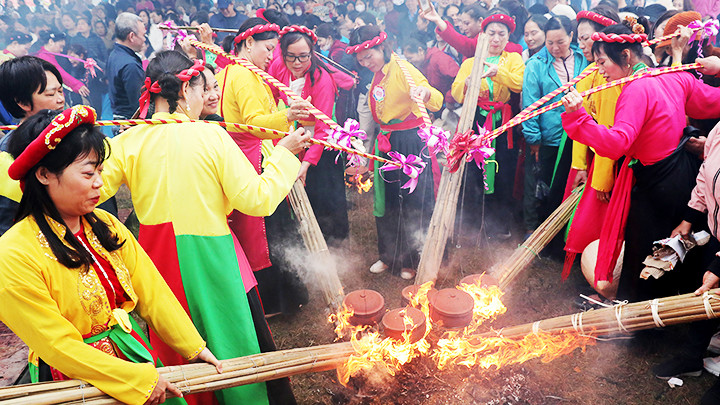 Hội thi tạo không khí vui tươi, ấm áp dịp đầu xuân.