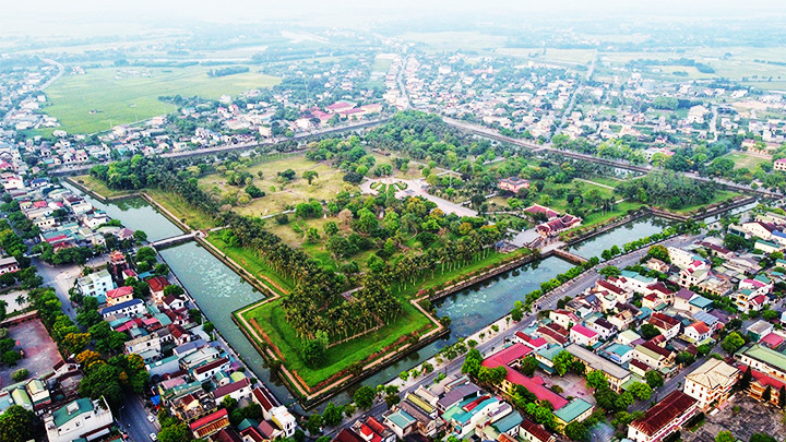 Toàn cảnh Thành cổ Quảng Trị.
