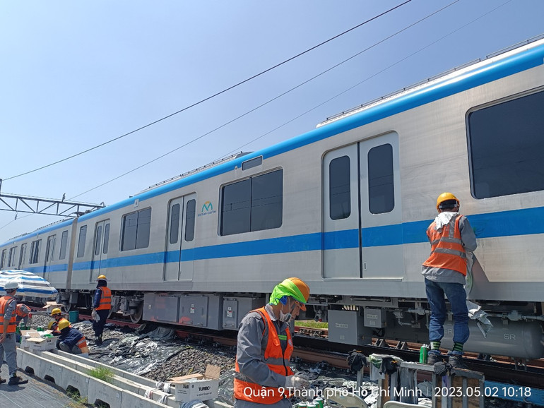 Đoàn tàu Metro số 1 đã được xử lý, làm sạch. (Ảnh CTV).
