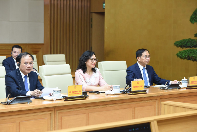 Đại diện lãnh đạo các ban, bộ, ngành của Chính phủ Việt Nam tham dự Hội nghị. (Ảnh: TRẦN HẢI)