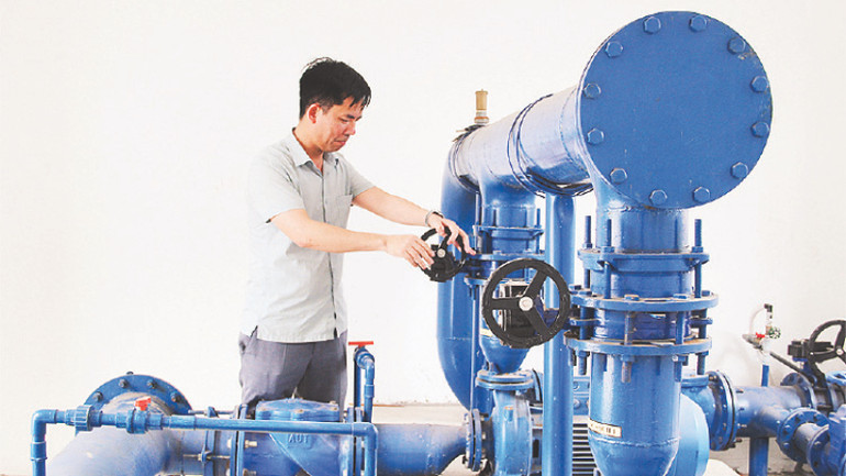 Xã Mai Trung (Hiệp Hòa) được cấp nước sinh hoạt từ hệ thống cấp nước sạch tập trung liên xã Đại Thành-Hợp Thịnh. (Ảnh Mạc Yến)