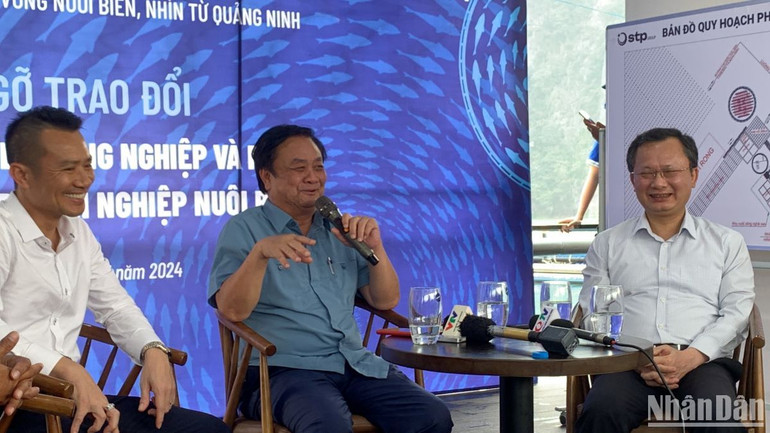 Bộ trưởng Lê Minh Hoan đối thoại với doanh nghiệp, HTX về những tồn tại vướng mắc trong phát triển nuôi biển. Bộ trưởng Lê Minh Hoan đối thoại với doanh nghiệp, HTX về những tồn tại vướng mắc trong phát triển nuôi biển.
