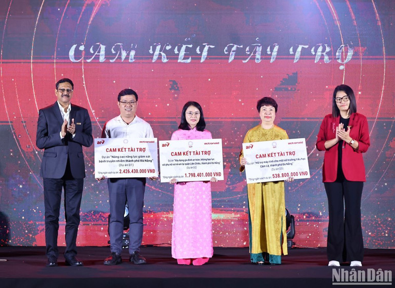 ActionAid Việt Nam đã trao cam kết tài trợ cho ba dự án mới. ActionAid Việt Nam đã trao cam kết tài trợ cho ba dự án mới.