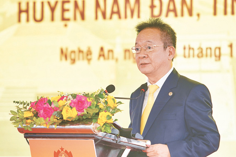Ông Đỗ Quang Hiển, Chủ tịch Ủy ban Chiến lược Tập đoàn T&T Group phát biểu tại Lễ khởi công hai dự án.