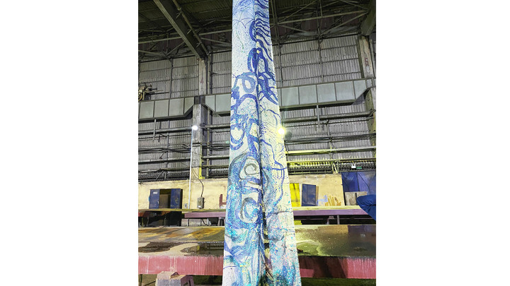 Một phần tác phẩm hội họa sắp đặt với chủ đề “Tiếng gọi“ của họa sĩ Thu Trần trong không gian nhà xưởng 3B, Nhà máy xe lửa Gia Lâm. Một phần tác phẩm hội họa sắp đặt với chủ đề “Tiếng gọi“ của họa sĩ Thu Trần trong không gian nhà xưởng 3B, Nhà máy xe lửa Gia Lâm.