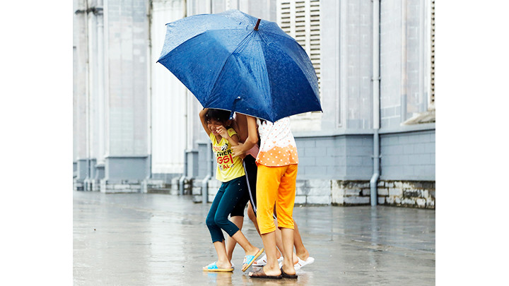 Ngày mưa ở Nhà thờ Phú Nhai.