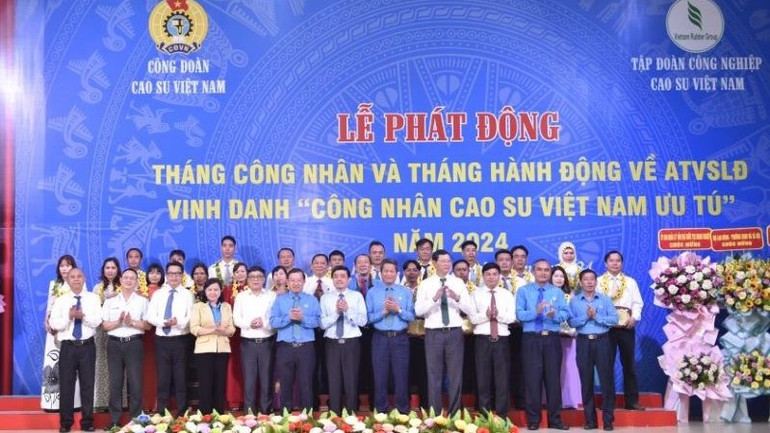 Các cá nhân được vinh danh Công nhân Cao-su Việt Nam ưu tú.