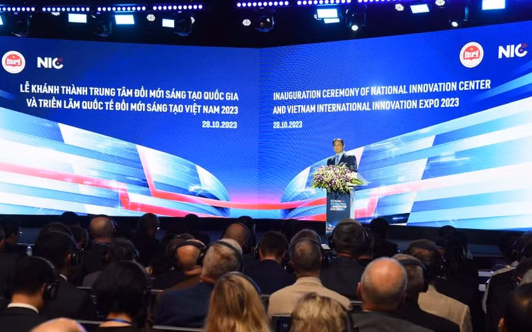 Quang cảnh buổi lễ.