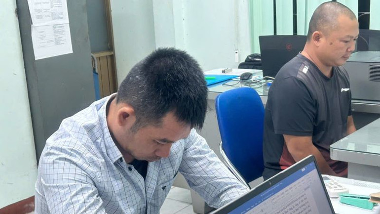 Đối tượng Võ Văn Hoài và đối tượng Hồ Thanh Xinh.