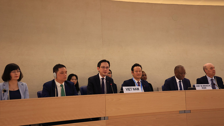 Đoàn Việt Nam tại phiên thông qua Báo cáo quốc gia UPR của Việt Nam.