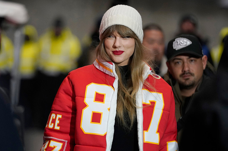 Một bức ảnh về ca sĩ Taylor Swift do AI tạo ra. Ảnh: GETTY IMAGES