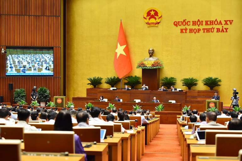 Quang cảnh phiên làm việc chiều 21/5. (Ảnh: THỦY NGUYÊN)