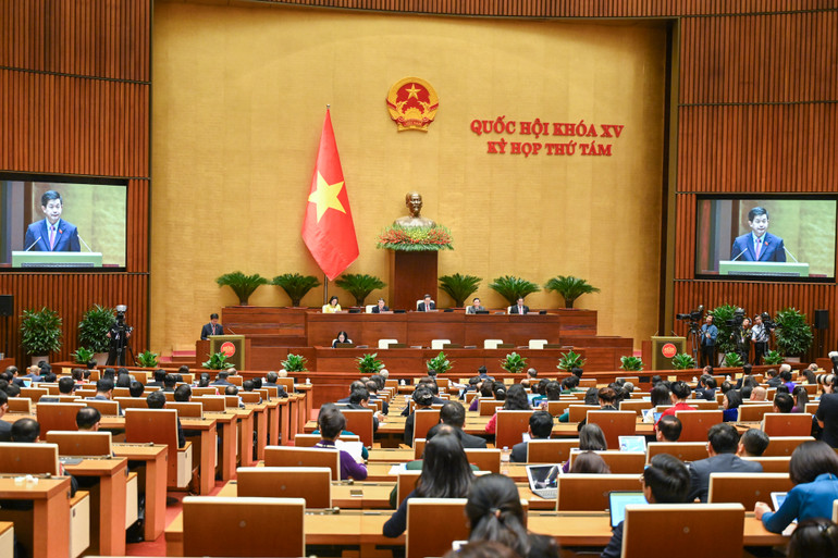 Quang cảnh phiên họp chiều 30/11. (Ảnh: DUY LINH) Quang cảnh phiên họp chiều 30/11. (Ảnh: DUY LINH)