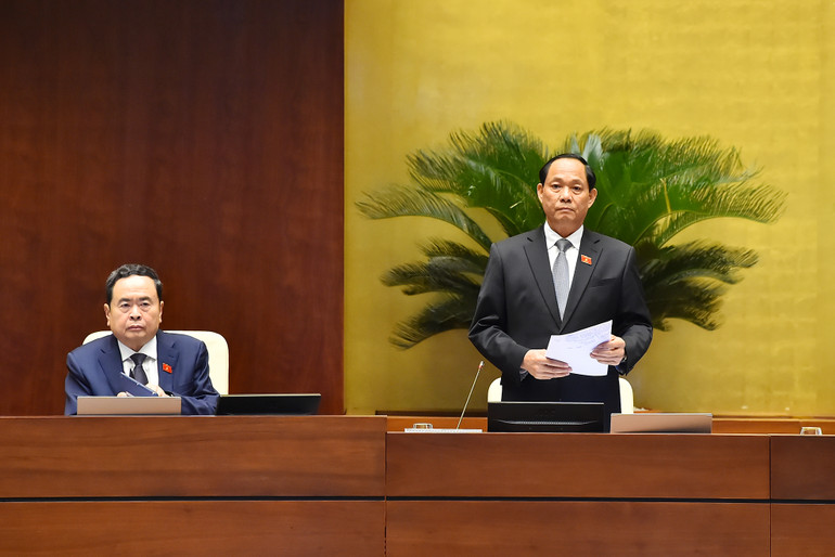 Kết luận nội dung phiên họp, Thượng tướng Trần Quang Phương, Phó Chủ tịch Quốc hội cho biết, qua thảo luận, đa số các ý kiến đại biểu đánh giá cao tinh thần trách nhiệm của cơ quan soạn thảo với dự án luật. (Ảnh: THỦY NGUYÊN) Kết luận nội dung phiên họp, Thượng tướng Trần Quang Phương, Phó Chủ tịch Quốc hội cho biết, qua thảo luận, đa số các ý kiến đại biểu đánh giá cao tinh thần trách nhiệm của cơ quan soạn thảo với dự án luật. (Ảnh: THỦY NGUYÊN)