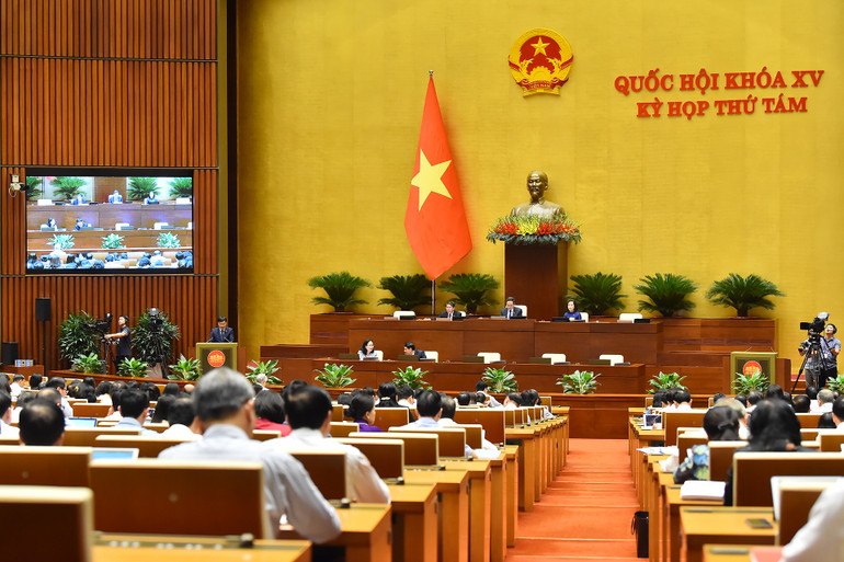 Quang cảnh phiên họp chiều 23/10. (Ảnh: THỦY NGUYÊN)