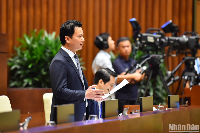 Bộ trưởng Tài nguyên và Môi trường Đặng Quốc Khánh.