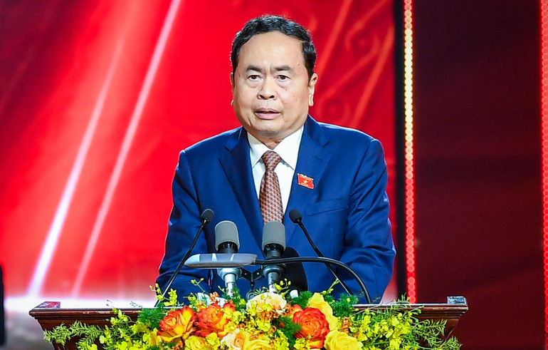 Đồng chí Trần Thanh Mẫn, Phó Chủ tịch Thường trực Quốc hội phát biểu tại lễ trao Giải Diên Hồng lần thứ hai.