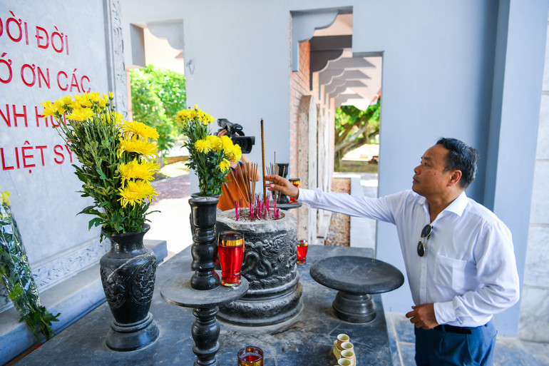 (Ảnh: THÀNH ĐẠT) (Ảnh: THÀNH ĐẠT)