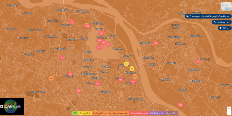 Bản đồ chất lượng không khí cho thấy rất nhiều điểm đỏ cảnh báo tình trạng ô nhiễm xuất hiện tại Hà Nội sáng 7/10.
