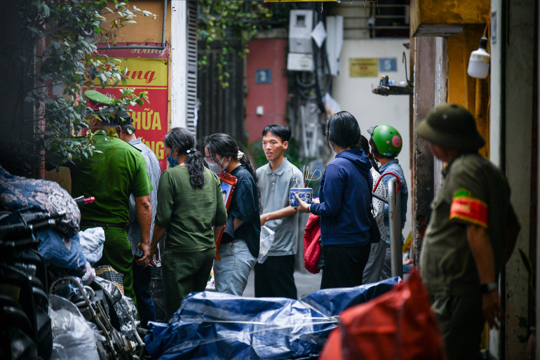 Nỗi đau của những người ở lại....