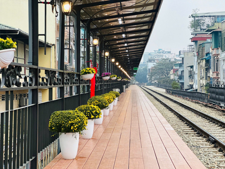 Diện mạo mới của ke ga Long Biên những ngày cuối năm.