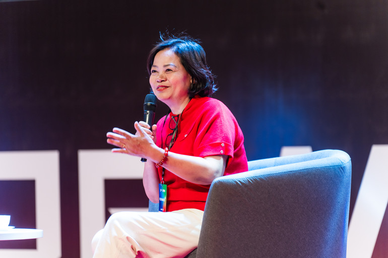 Bà Nguyễn Thị Thành Thực - Founder, Chủ tịch Hội đồng quản trị, Tổng Giám đốc Công ty Cổ phần Công nghệ Phần mềm Autoagri.