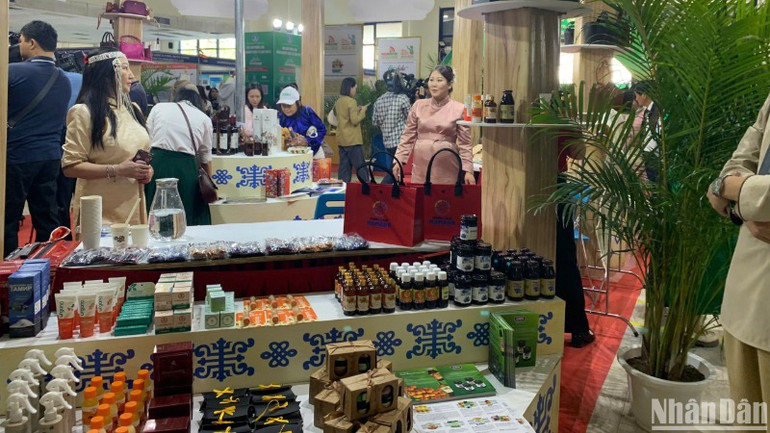 Mông Cổ nổi tiếng với các sản phẩm thịt bò, thịt cừu và các sản phẩm từ sữa có chất lượng cao.