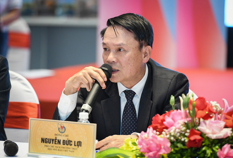 Nhà báo Nguyễn Đức Lợi khẳng định, công tác đào tạo, bồi dưỡng báo chí hiện nay vẫn chưa đáp ứng được hết mọi nhu cầu phát triển của các cơ quan báo chí trước sự thay đổi mạnh mẽ của công nghệ thông tin.