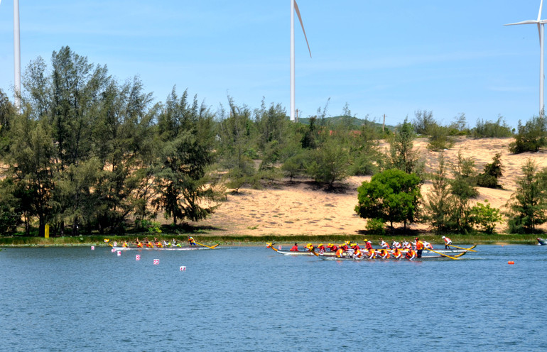 Về đích. (Ảnh: Đình Châu)