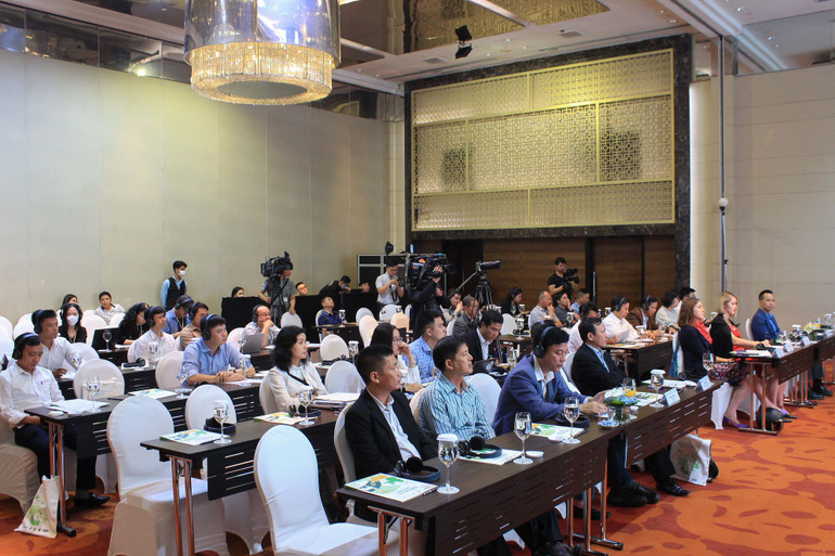 Toàn cảnh buổi lễ.