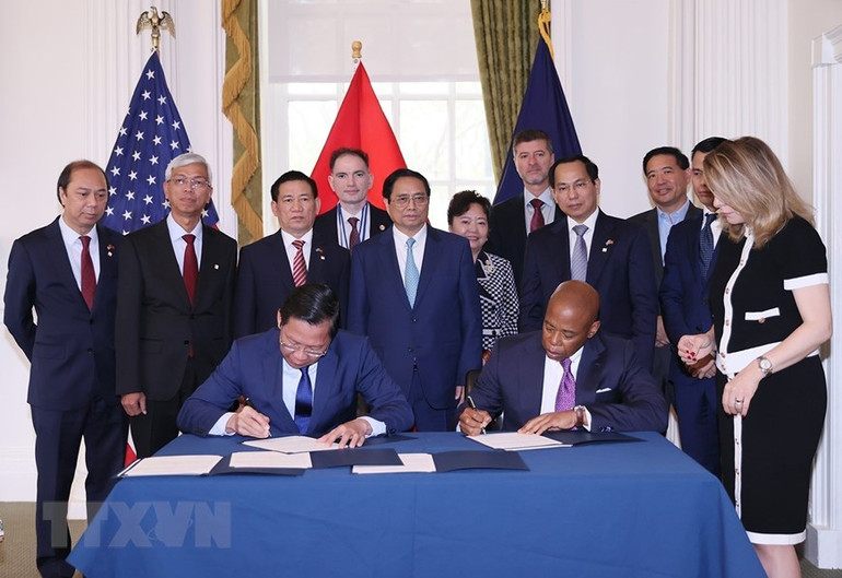 [Ảnh] Thủ tướng Phạm Minh Chính gặp Thị trưởng New York Eric Adams ảnh 5