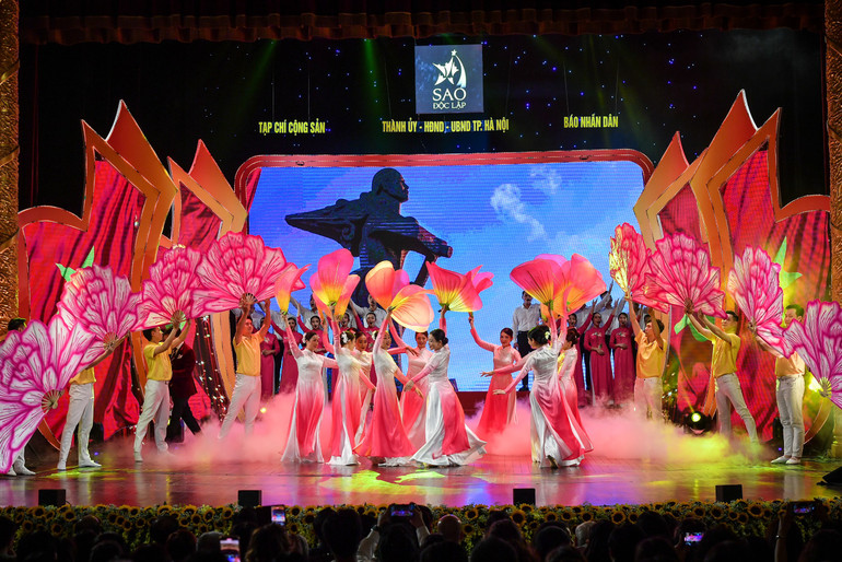Chương trình Sao Độc lập năm 2023 có nhiều điểm đổi mới so với các lần tổ chức trước đó. (Ảnh: THÀNH ĐẠT) Chương trình Sao Độc lập năm 2023 có nhiều điểm đổi mới so với các lần tổ chức trước đó. (Ảnh: THÀNH ĐẠT)