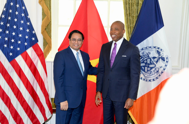 Thủ tướng Chính phủ Phạm Minh Chính và Thị trưởng thành phố New York Eric Adams.