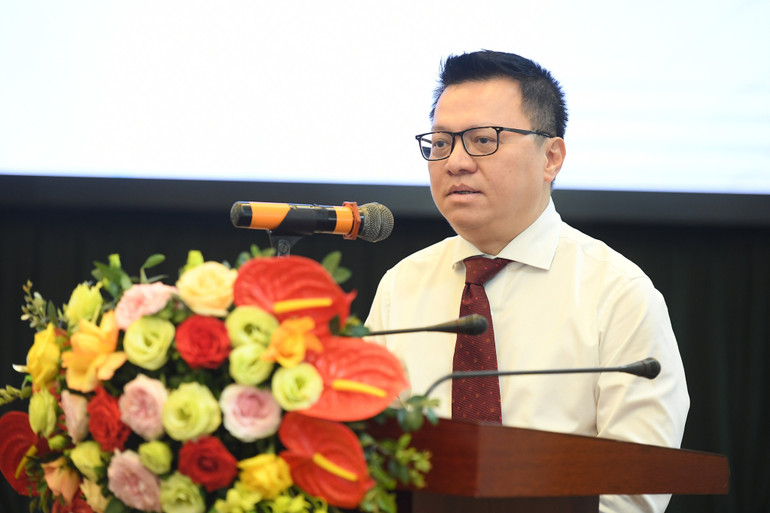 Đồng chí Lê Quốc Minh, Ủy viên Trung ương Đảng, Tổng Biên tập Báo Nhân Dân, Phó Trưởng Ban Tuyên giáo Trung ương, Chủ tịch Hội Nhà báo Việt Nam phát biểu tại Ngày đổi mới sáng tạo Báo Nhân Dân lần thứ hai. (Ảnh: Thành Đạt)